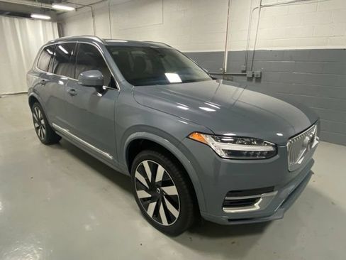 Used 2023 Volvo XC90 T8 Core w/ Protection Package Premier AWD/4WD image 4