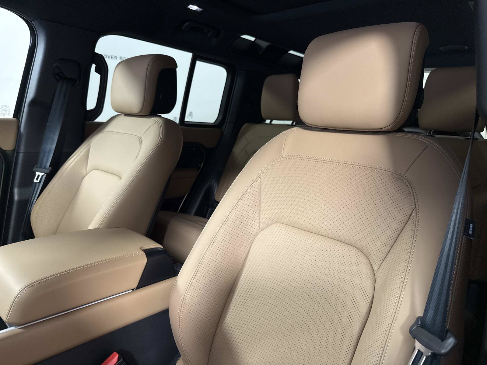 New 2026 Land Rover Defender 110 X-Dynamic SE AWD/4WD image 20
