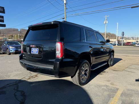 Used 2018 GMC Yukon SLT w/ Open Road Package image 4