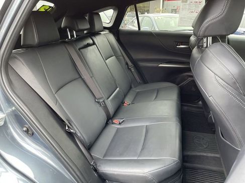 Certified 2023 Toyota Venza XLE image 13