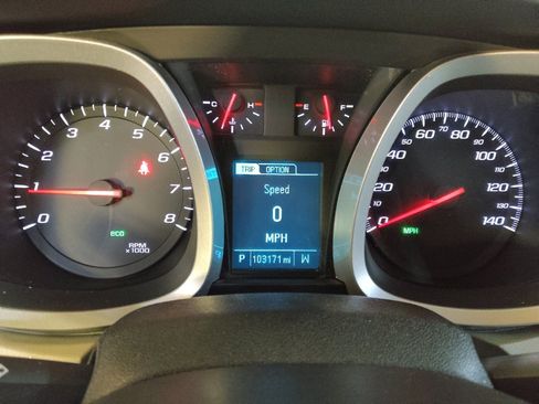 Used 2017 Chevrolet Equinox Premier w/ Enhanced Convenience Package FWD image 23
