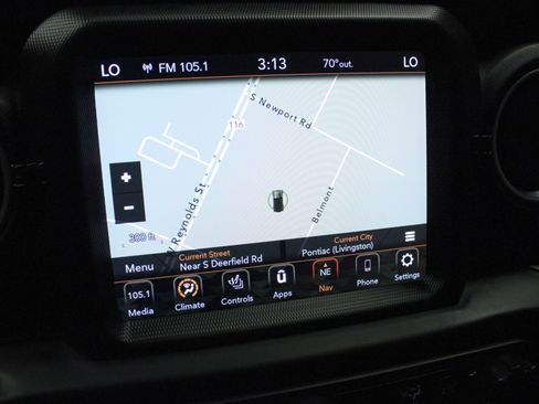 Used 2022 Jeep Wrangler Unlimited Sahara w/ Cold Weather Group image 24