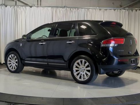 Used 2015 Lincoln MKX AWD w/ Equipment Group 102A image 8