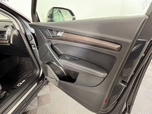 Used 2023 Audi Q5 2.0T Premium Plus w/ Premium Plus Package image 21