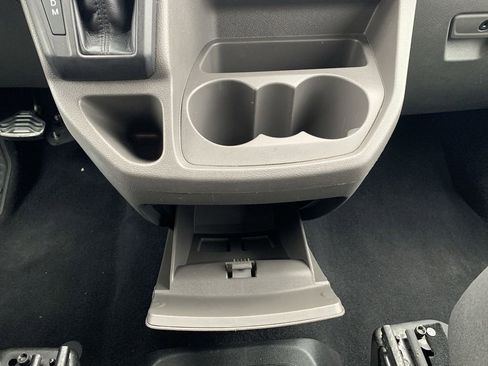 Used 2022 Ford Transit 350 XLT image 22