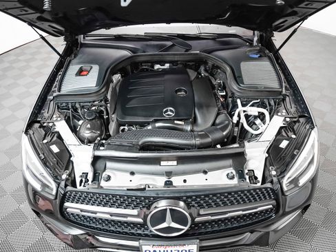 Certified 2022 Mercedes-Benz GLC 300 image 4