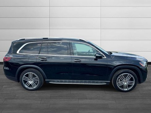 Used 2026 Mercedes-Benz GLS 450 4MATIC image 2