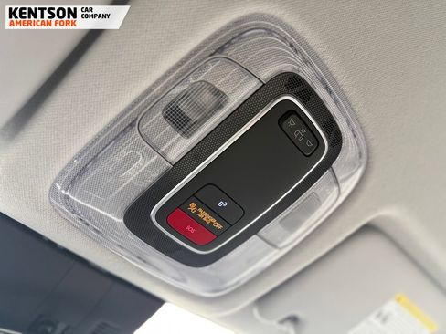 Used 2025 Hyundai Kona SEL image 32