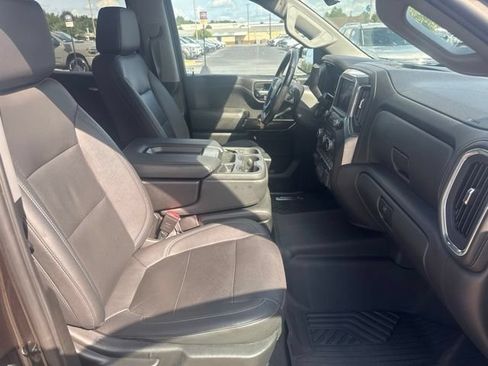 Used 2021 Chevrolet Silverado 1500 LT AWD/4WD image 23