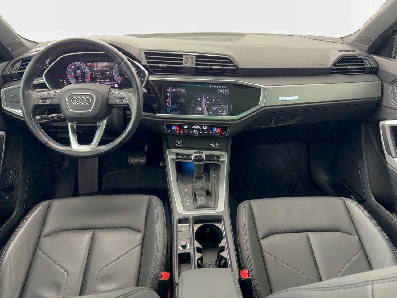 Used 2024 Audi Q3 2.0T Premium Plus AWD/4WD image 17