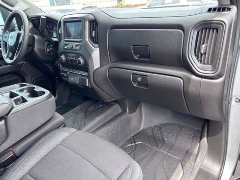 Used 2025 Chevrolet Silverado 2500 Custom w/ Custom Value Package AWD/4WD image 11