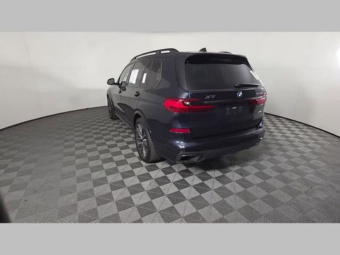 Used 2022 BMW X7 xDrive40i w/ M Sport Package image 45