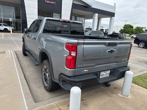 Used 2024 Chevrolet Silverado 1500 ZR2 w/ Technology Package image 3