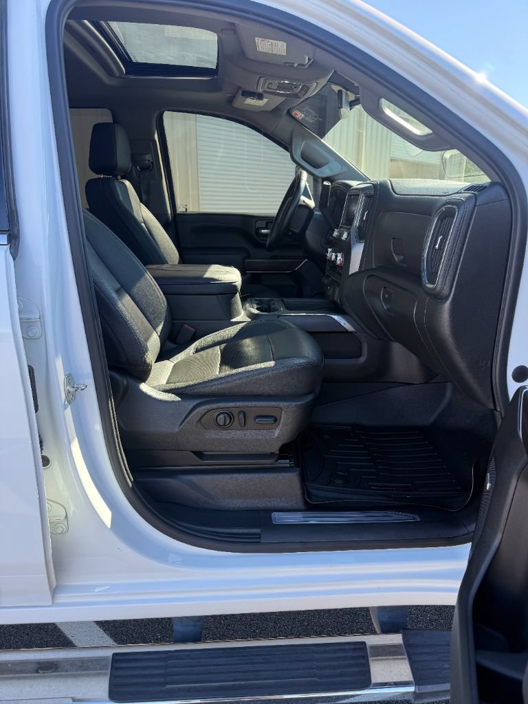 Used 2023 GMC Sierra 2500 SLT w/ SLT Premium Package AWD/4WD image 10