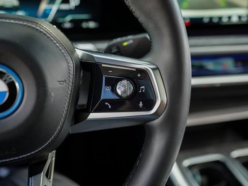 Used 2024 BMW i7 eDrive50 w/ M Sport Package image 30