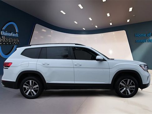 Used 2022 Volkswagen Atlas SE image 4