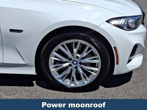 Used 2023 BMW 330e xDrive w/ Premium Package AWD/4WD image 10