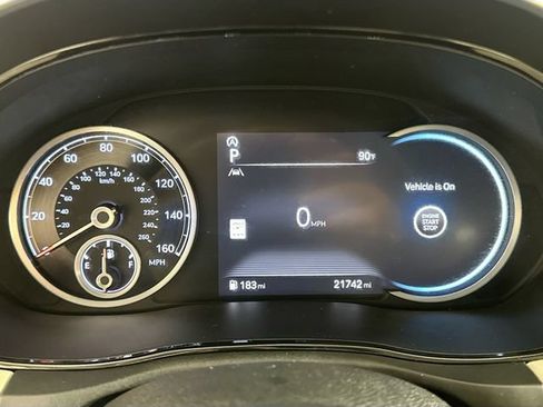 Certified 2023 Genesis GV70 2.5T w/ Select Package AWD/4WD image 18