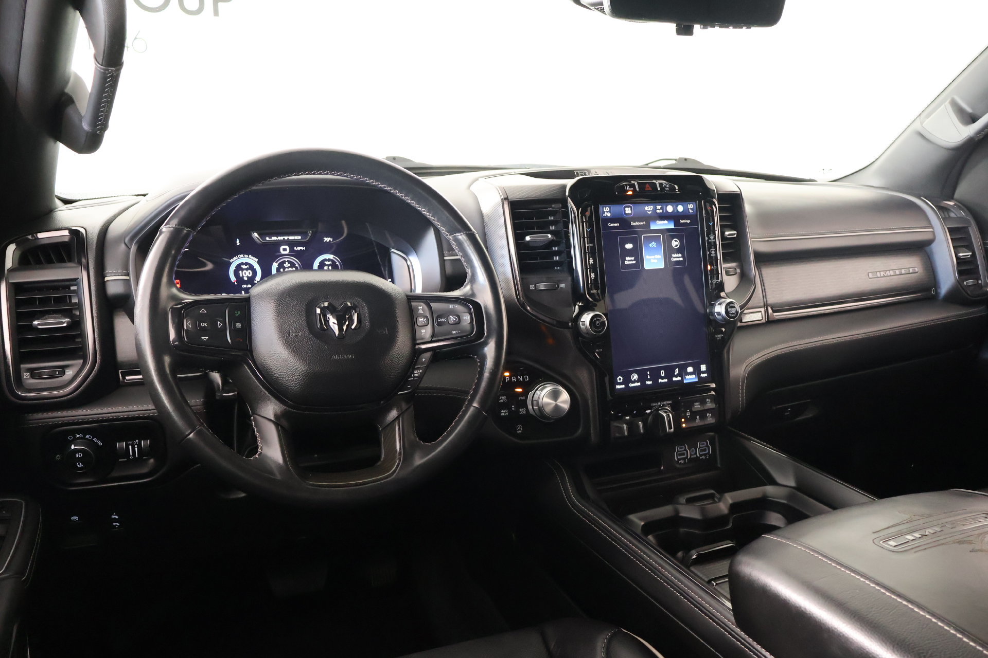 Used 2023 RAM 1500 Limited AWD/4WD image 2