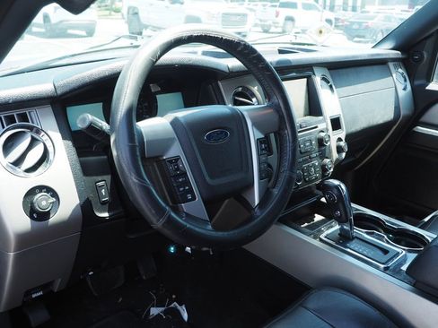 Used 2015 Ford Expedition Limited w/ Equipment Group 301A AWD/4WD image 5