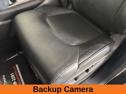 Used 2024 Nissan Armada SL w/ Captain's Chairs Package image 12