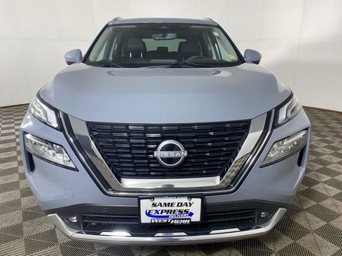 Used 2022 Nissan Rogue Platinum w/ Head-Up Display Package AWD/4WD image 11