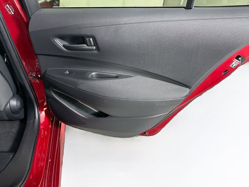 Used 2025 Toyota Corolla LE w/ LE Premium Package image 28