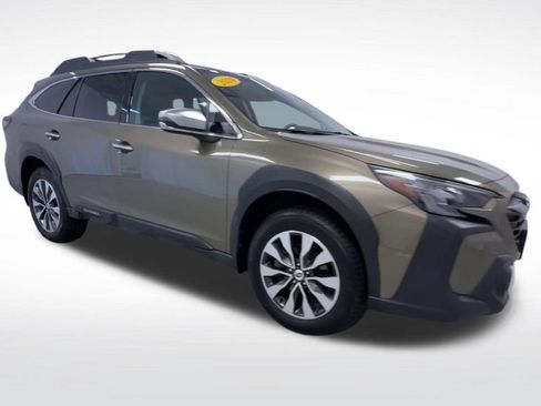 Used 2024 Subaru Outback Touring XT AWD/4WD image 2