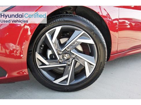 Certified 2025 Hyundai Elantra Sport FWD image 31