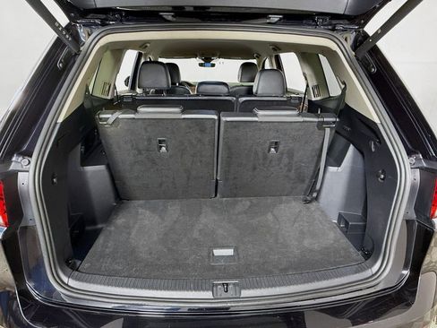 Used 2024 Volkswagen Atlas SE AWD/4WD image 29
