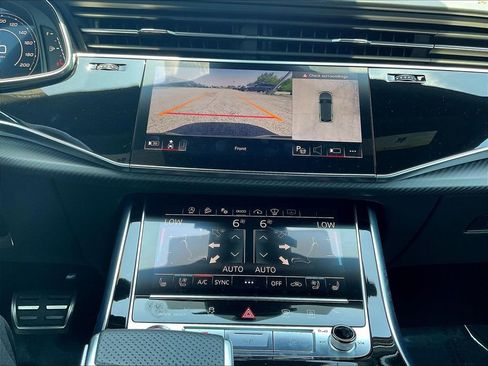 Used 2023 Audi RS Q8 AWD/4WD image 15