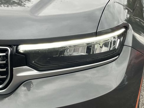 Used 2022 Jeep Grand Cherokee L Summit image 9