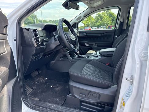 Used 2024 Ford Ranger XLT w/ Equipment Group 301A High AWD/4WD image 5
