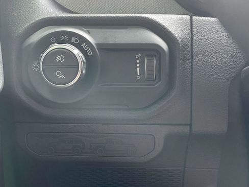 New 2025 Jeep Gladiator Sport image 29