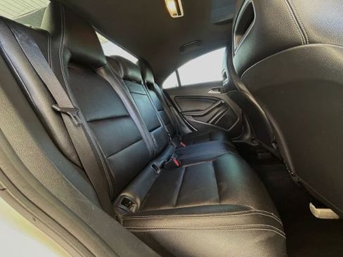 Used 2018 Mercedes-Benz CLA 250 image 8
