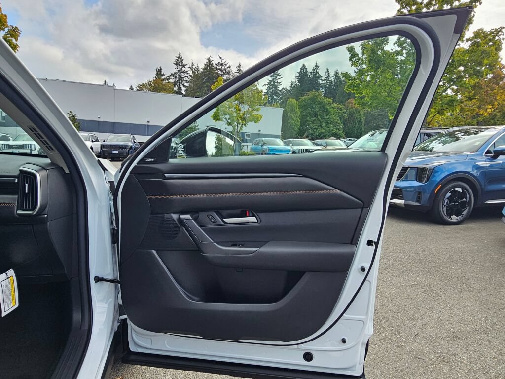 New 2026 MAZDA CX-50 AWD 2.5 Hybrid w/ Cargo Package image 32