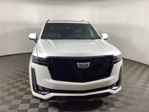 Used 2023 Cadillac Escalade Sport Platinum w/ LPO, ONYX Package AWD/4WD image 6