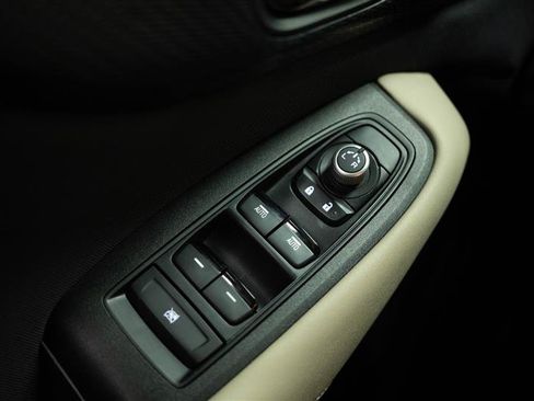 Used 2022 Subaru Outback Premium image 28