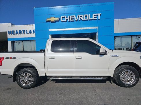 Used 2019 Ford F150 Lariat w/ Trailer Tow Package AWD/4WD image 2