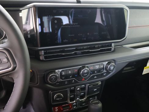 New 2026 Jeep Gladiator Rubicon AWD/4WD image 19