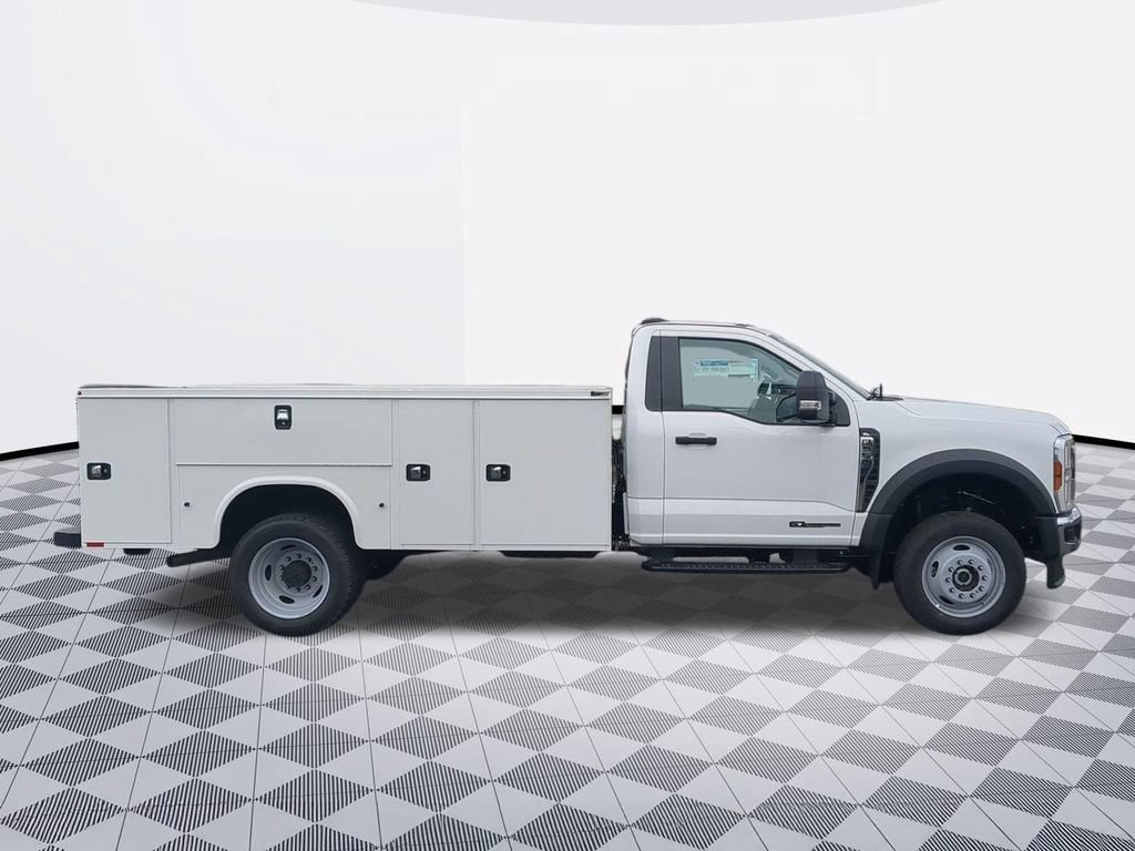 New 2024 Ford F550 4x4 Regular Cab Super Duty image 6