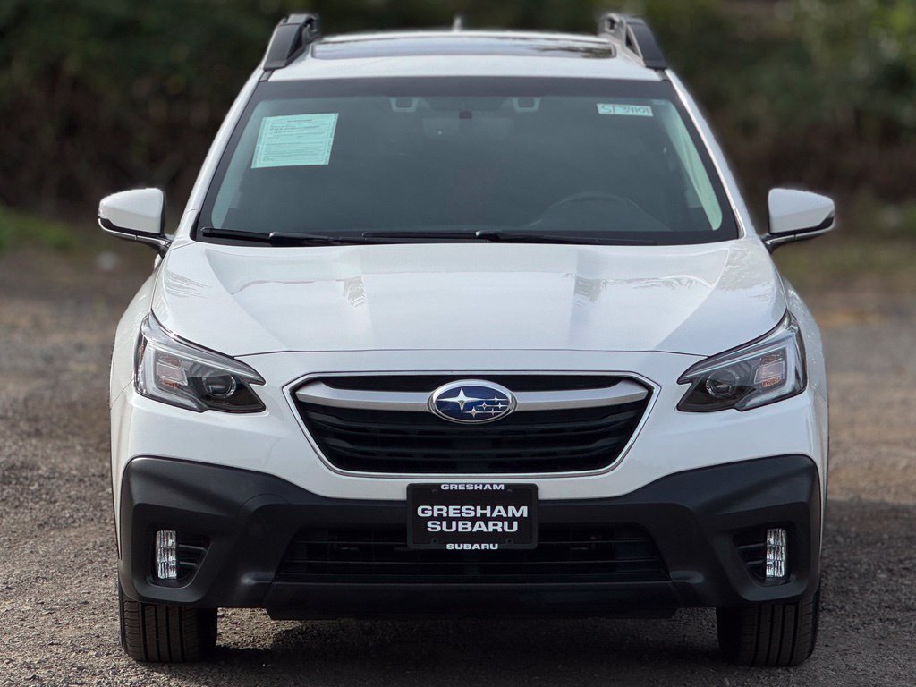 Certified 2022 Subaru Outback Premium AWD/4WD image 2