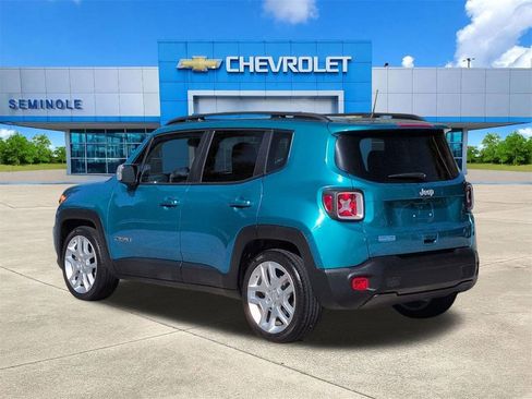 Used 2021 Jeep Renegade Latitude image 3