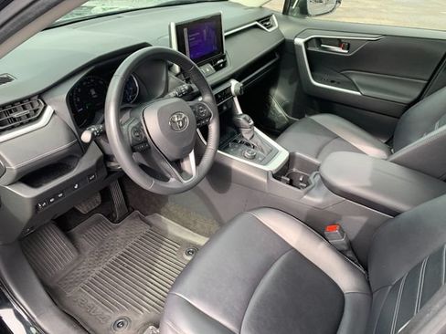 Used 2023 Toyota RAV4 XLE Premium AWD/4WD image 11