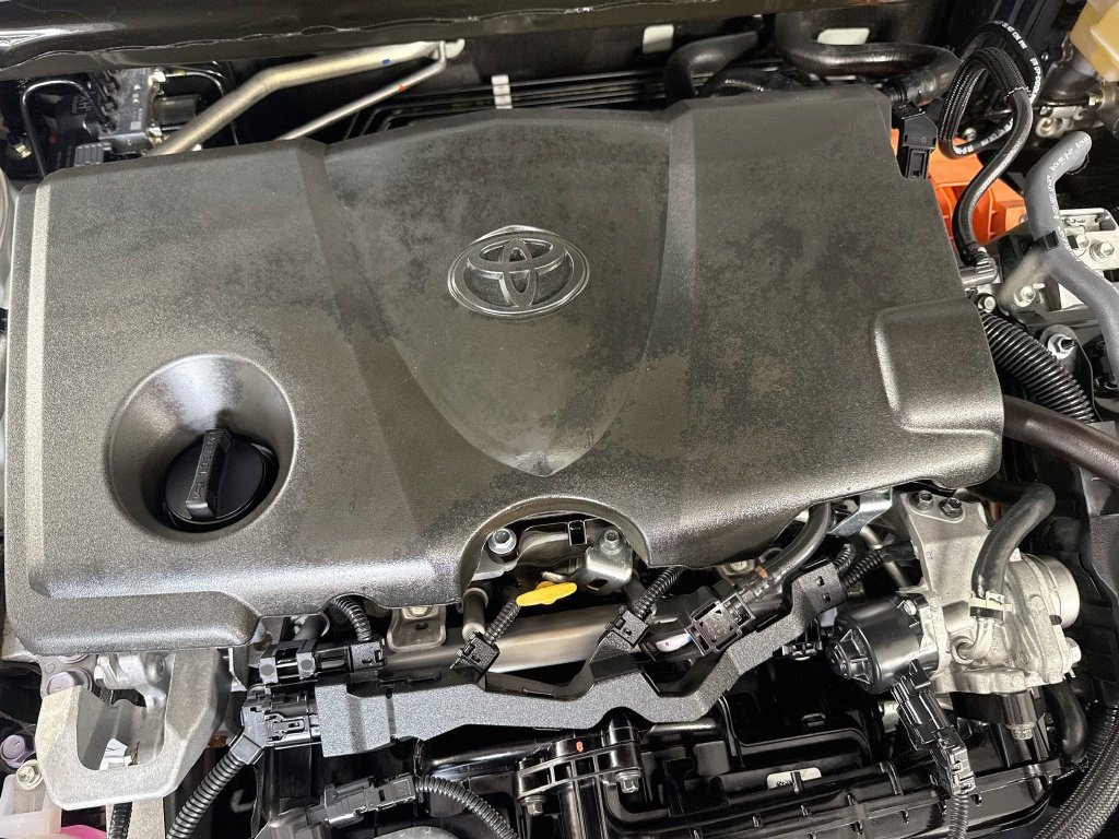 Used 2025 Toyota Camry XLE FWD image 38