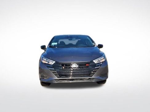 New 2025 Nissan Versa SR w/ Trunk Package image 8