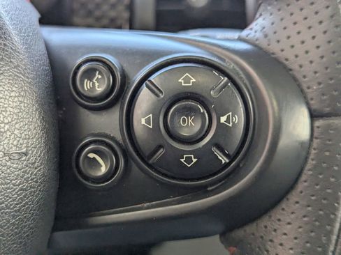 Used 2014 MINI Cooper S image 26