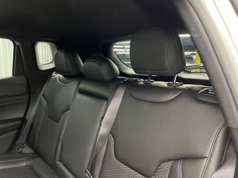 Used 2025 Jeep Compass Latitude w/ Altitude Special Edition image 11