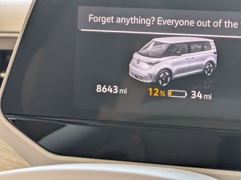 Used 2025 Volkswagen ID. Buzz 1st Edition RWD image 28