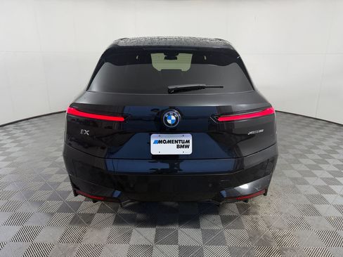Used 2024 BMW iX xDrive50 w/ Premium Package AWD/4WD image 10
